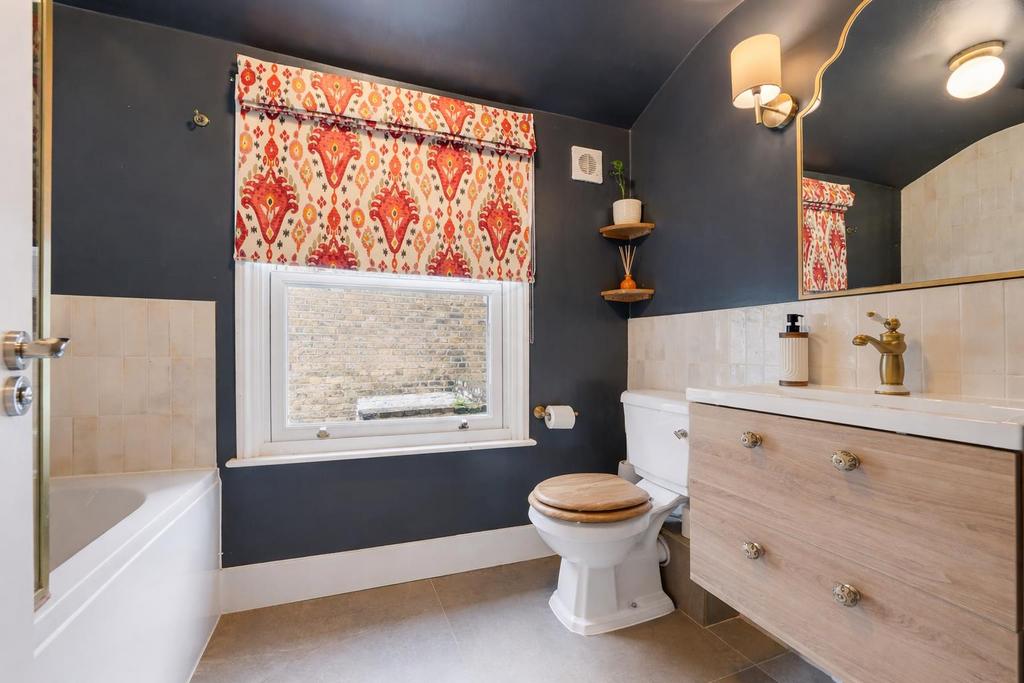 Bathroom FF revised.JPG
