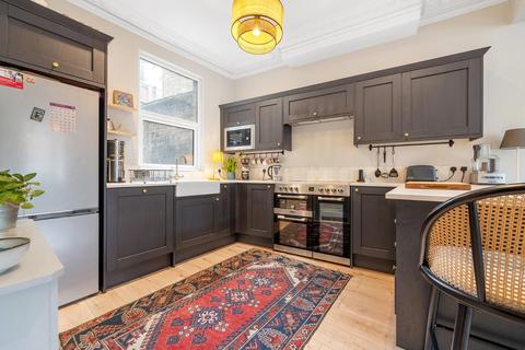 4 bedroom end of terrace house for sale, Talma Road, SW2