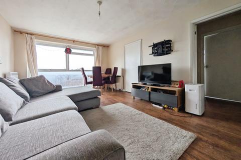 undefined, Southampton SO15