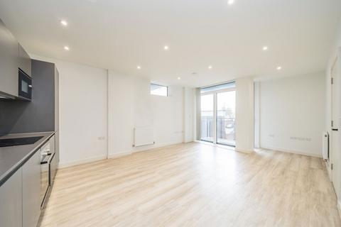 undefined, Staines Road, Hounslow TW3