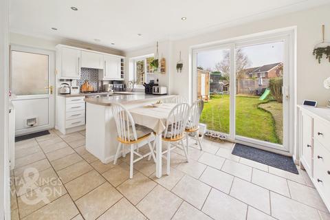3 bedroom detached house for sale, Bluebell Road, Mulbarton, Norwich