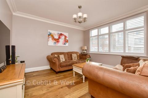 4 bedroom terraced house for sale, Meopham Road, Mitcham, Surrey