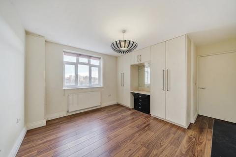 2 bedroom flat to rent, Burnt Oak Broadway, Edgware, HA8
