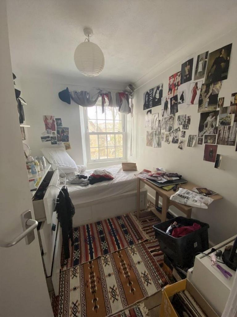 Bedroom 3.jpg