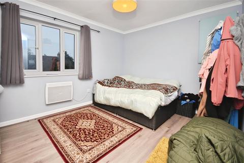 2 bedroom apartment for sale, Plested Court, Aylesbury HP22
