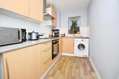 2 bedroom apartment for sale, Plested Court, Aylesbury HP22