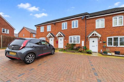 2 bedroom terraced house to rent - Power Close, Wokingham, Berkshire, RG41