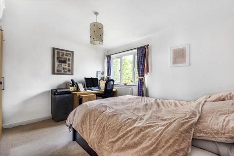 2 bedroom flat for sale, Langdale Gardens,  Reading,  Berkshire,  RG6