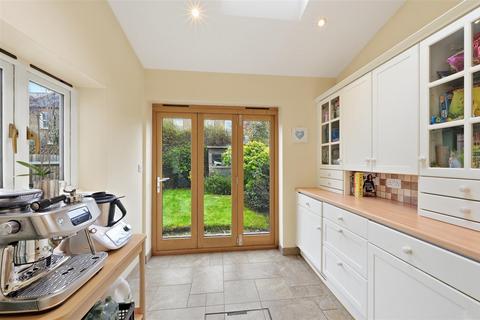 3 bedroom terraced house for sale, Tolverne Road, West Wimbledon, SW20