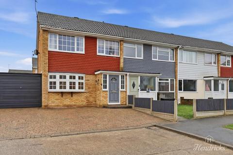 3 bedroom semi-detached house for sale, Bramble Road, Leigh-on-sea, SS9 5