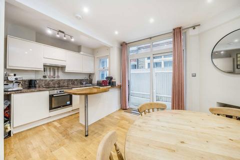 2 bedroom flat for sale, Franciscan Road, London SW17