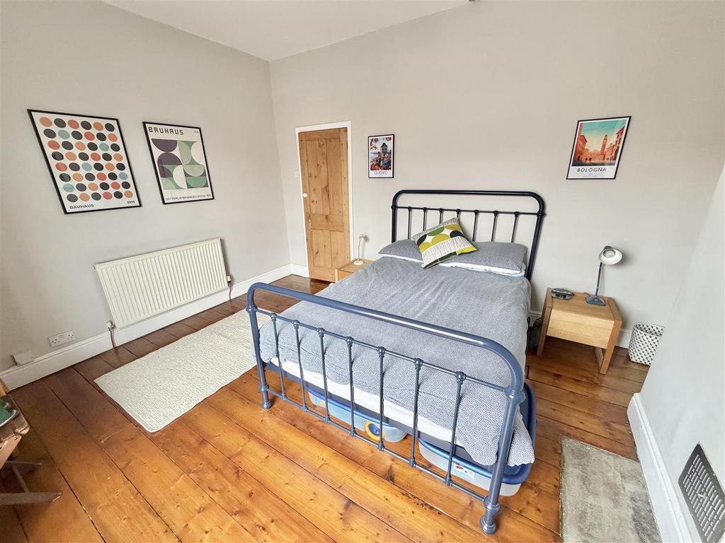Bed 1 Aspect 3