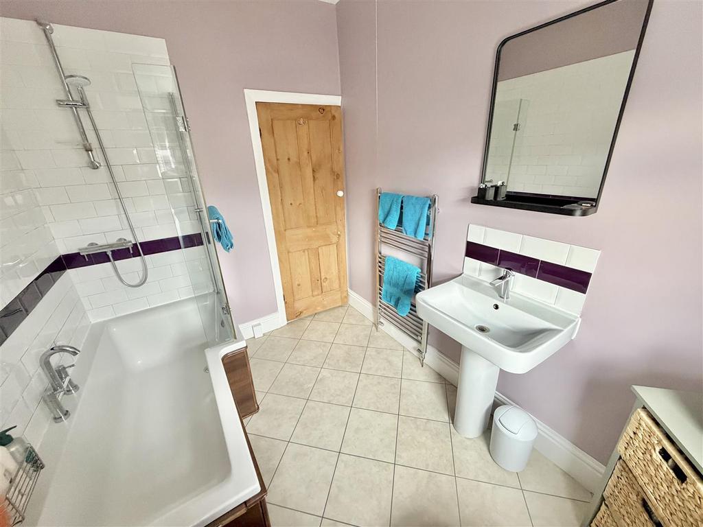 Bathroom 2