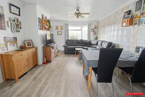 2 bedroom apartment for sale, Croxden Way, Eastbourne BN22