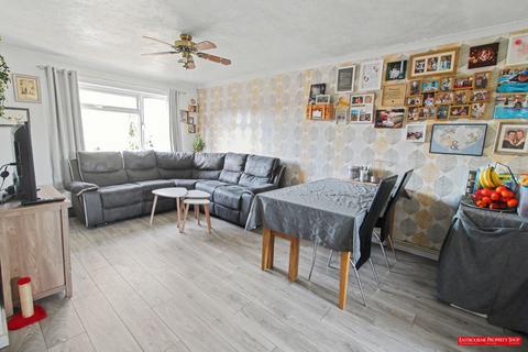 2 bedroom apartment for sale, Croxden Way, Eastbourne BN22