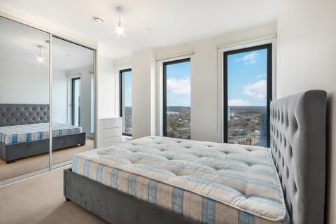 3 bedroom flat to rent, Legacy Tower, London E15