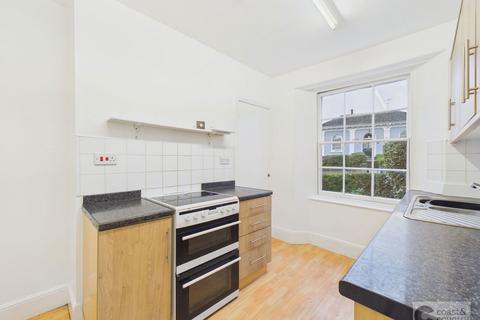 6 bedroom end of terrace house for sale, Devon Square, Newton Abbot