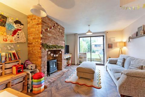 2 bedroom terraced house for sale, Lindisfarne Way, East Hunsbury, Northampton, NN4 0WH