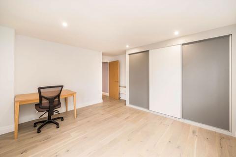 2 bedroom flat for sale, St. Davids Square, London E14