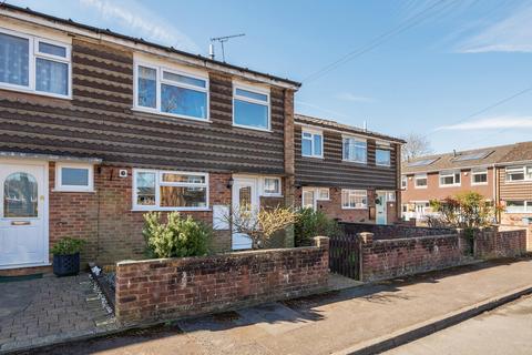 3 bedroom terraced house for sale - Parkside, Halstead, Sevenoaks, Kent, TN14