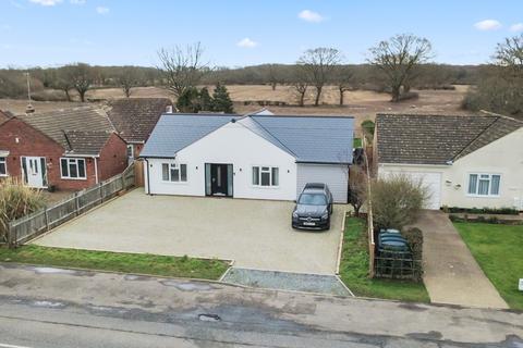4 bedroom bungalow for sale, Tally Ho Road, Shadoxhurst, Ashford, TN26