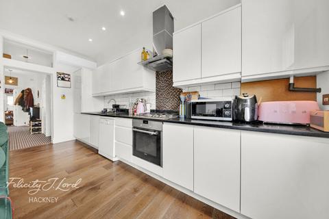 2 bedroom terraced house for sale, Mount Pleasant Lane, London E5