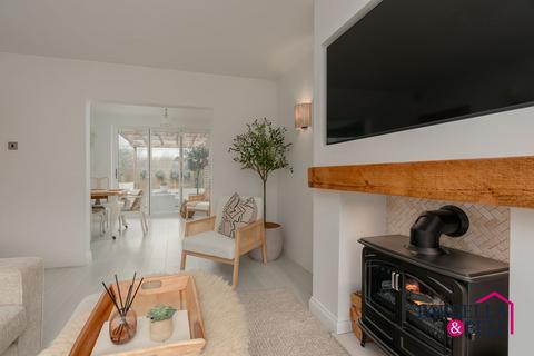 3 bedroom semi-detached house for sale, Kings Drive, Padiham, BB12