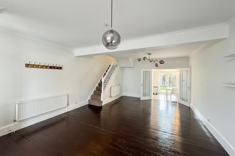 3 bedroom terraced house to rent, Duke Street, Windsor, SL4