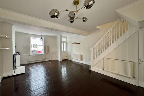 3 bedroom terraced house to rent, Duke Street, Windsor, SL4