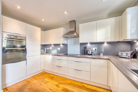 3 bedroom terraced house for sale, Golf Road, Deal, Kent, CT14