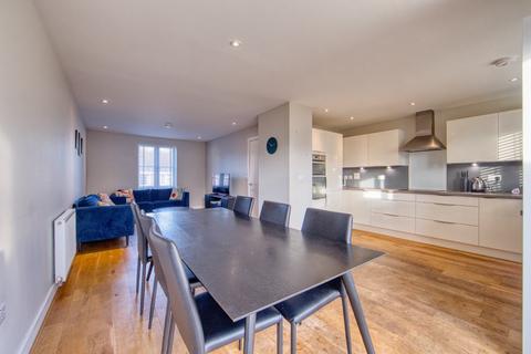 3 bedroom terraced house for sale, Golf Road, Deal, Kent, CT14