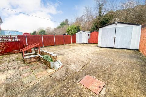 4 bedroom semi-detached house for sale, Dale Valley Road, Poole BH15