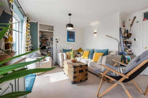 3 bedroom apartment for sale, Mill Close, Fishbourne, Chichester