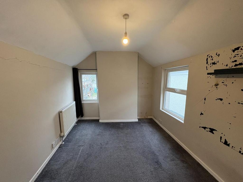 Bedroom 3.JPEG