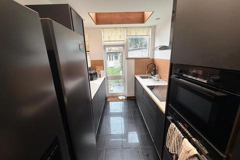 undefined, Wellington Road, Enfield