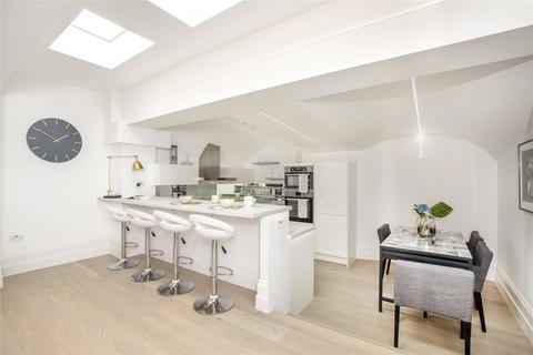 Winchester Street, Pimlico, London, SW1V