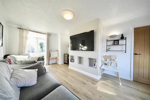 2 bedroom semi-detached house for sale, Barham Road, Hull
