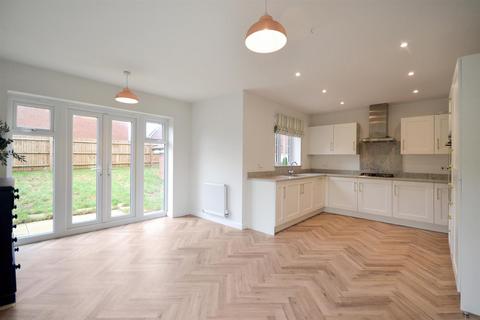 4 bedroom detached house for sale, Oldfield Gardens, Cropwell Bishop, Nottingham