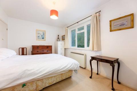 2 bedroom house for sale, The Lindens, Hartington Road, London, W4