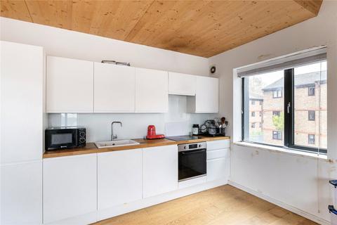 3 bedroom flat to rent, Chobham Road, London, E15
