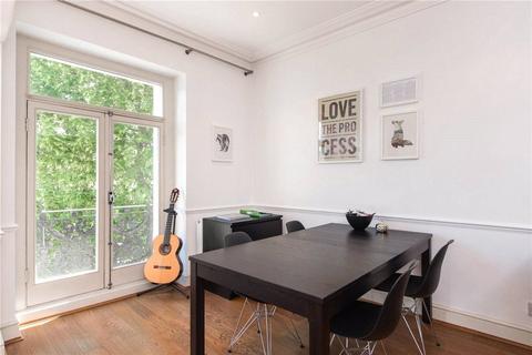 1 bedroom flat to rent, Queens Gate, London, SW7