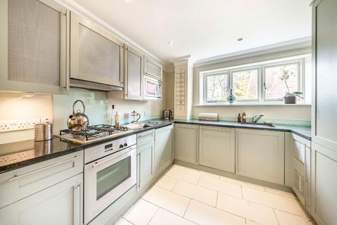 3 bedroom flat for sale, Draycott Place, London SW3