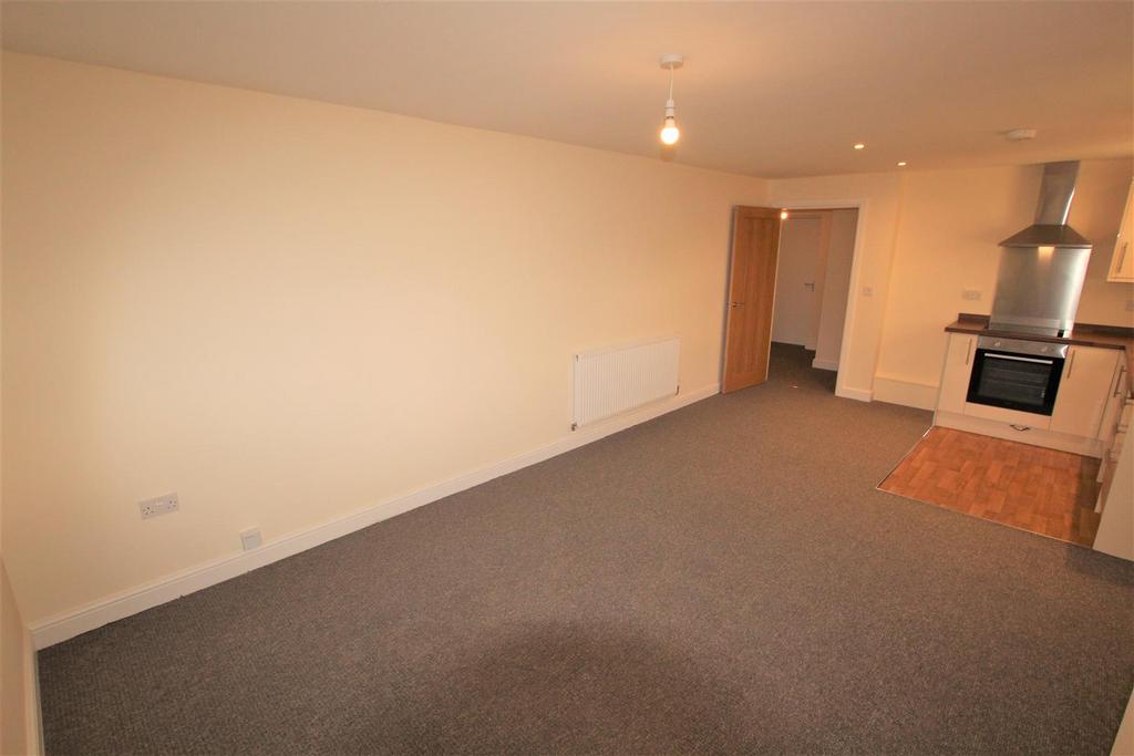 Lounge/Kitchen