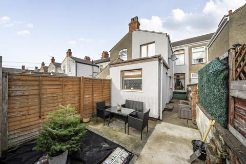 3 bedroom terraced house for sale, Castle Street, Grimsby, Lincolnshire, DN32