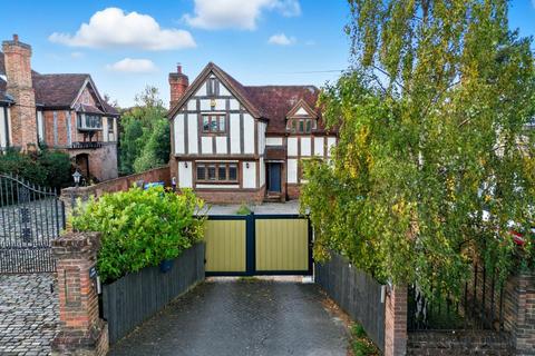 undefined, Oak Hill Road, Stapleford Abbotts, Essex