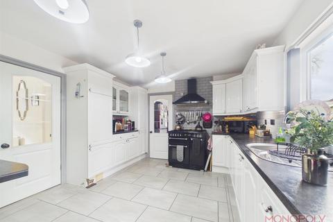 4 bedroom detached house for sale, Heritage Square, Queen Street, Treuddyn, Mold