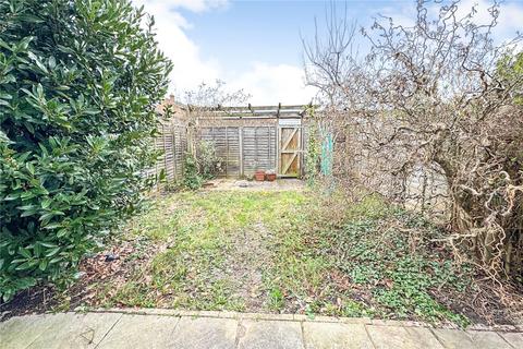 undefined, Green Way, Hampshire GU12