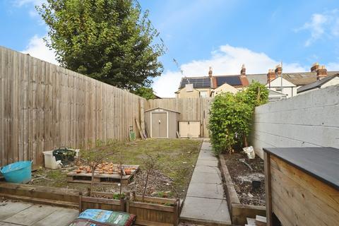 2 bedroom end of terrace house for sale, Emerald Street, Cardiff