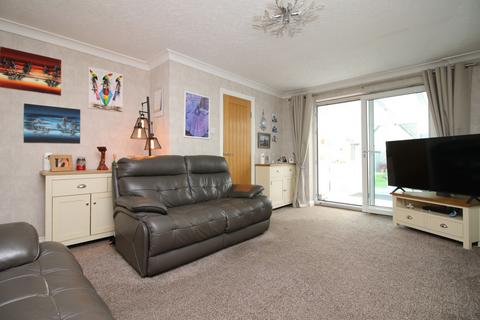 2 bedroom bungalow for sale, The Croft,  Fleetwood, FY7