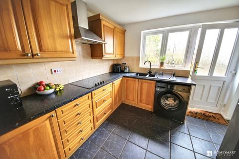 2 bedroom terraced house for sale, Highlands Road, Runcorn, WA7